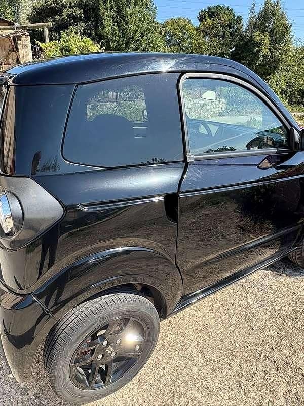 Usata Ligier Myli 2023 Nero Utilitaria