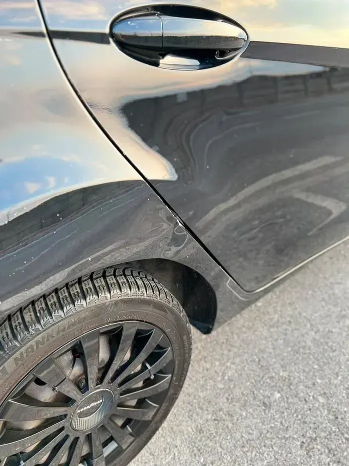 Usata Ford Fiesta 2012 Nero Berlina