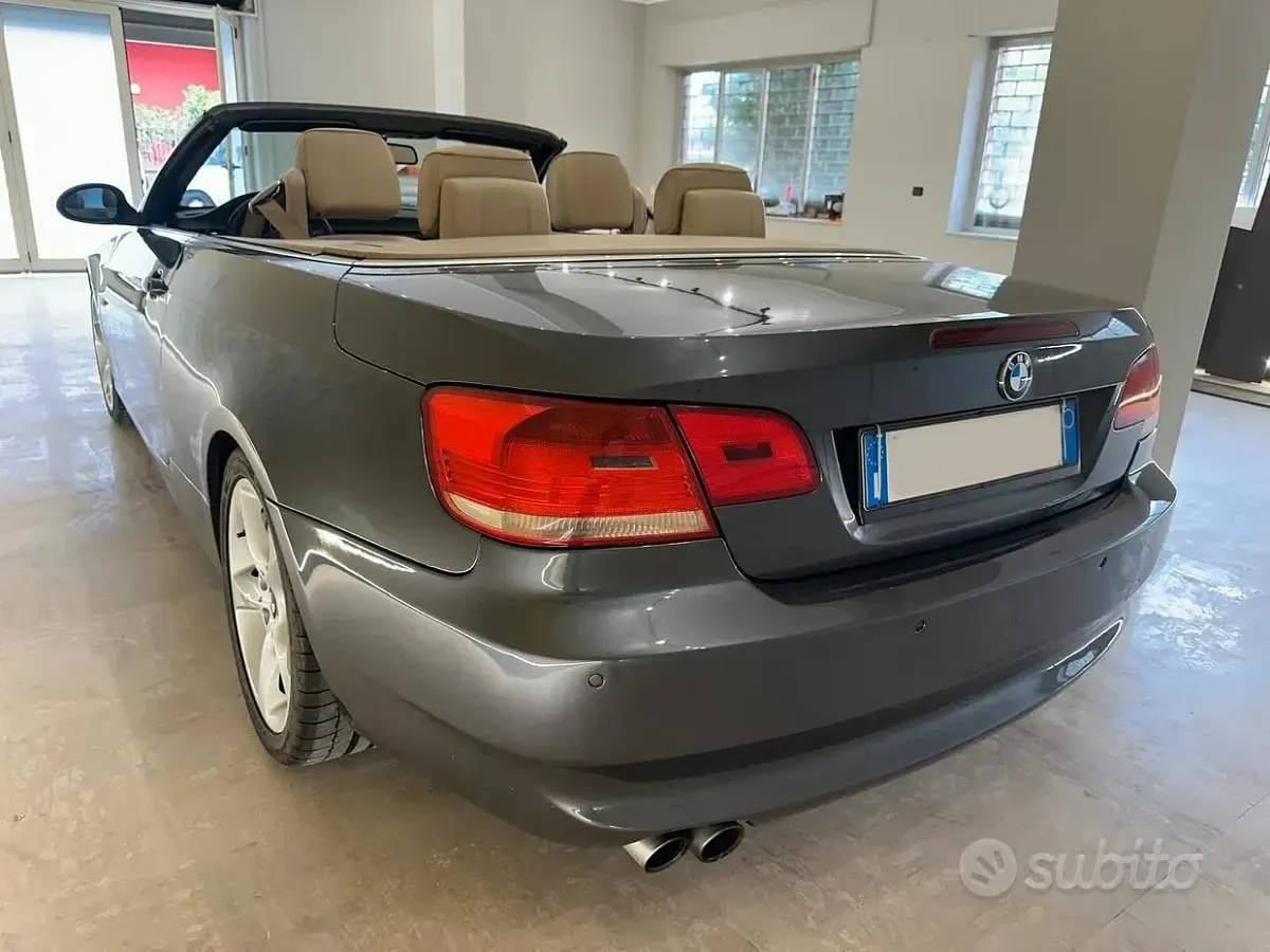Usata BMW 325 Cabriolet 197 CV (144 kW) 2007 Grigio Cabrio