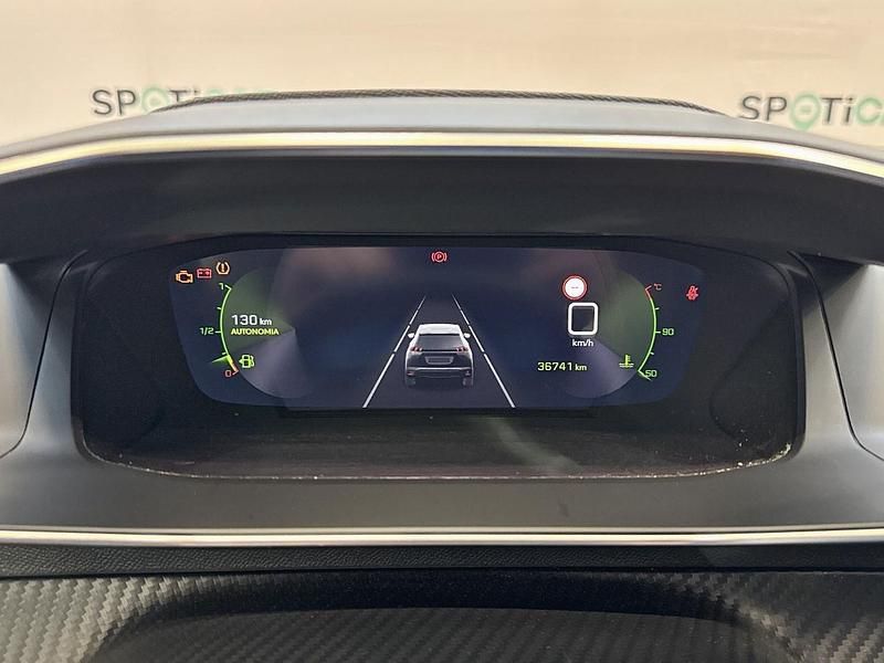 Usata Peugeot 2008 Allure 102 CV (75 kW) 2023 Nero SUV