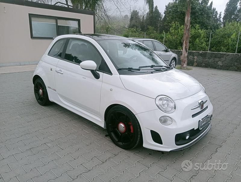 Usata Fiat 500 Abarth 165 CV (121 kW) 2010 Bianco Utilitaria