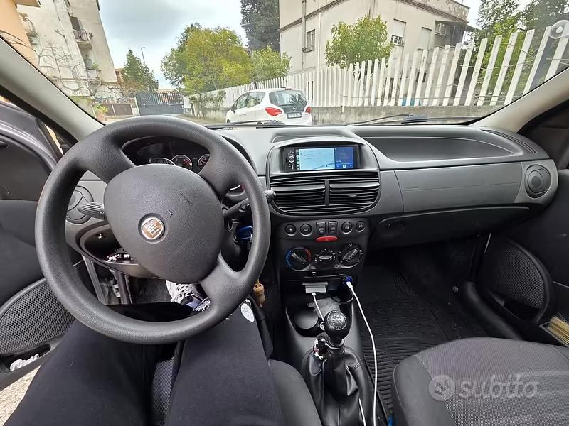 Usata Fiat Punto 2010 Grigio Utilitaria
