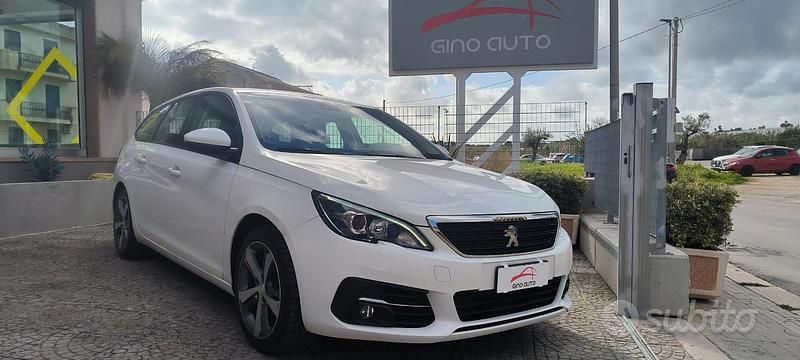 Usata Peugeot 308 Allure 130 CV (95 kW) 2019 Bianco Station wagon
