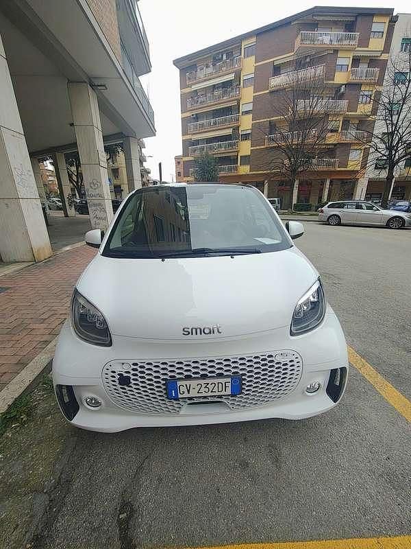 Usata Smart ForTwo Coupé Prime 41 kW (56 CV) 2024 Bianco Utilitaria