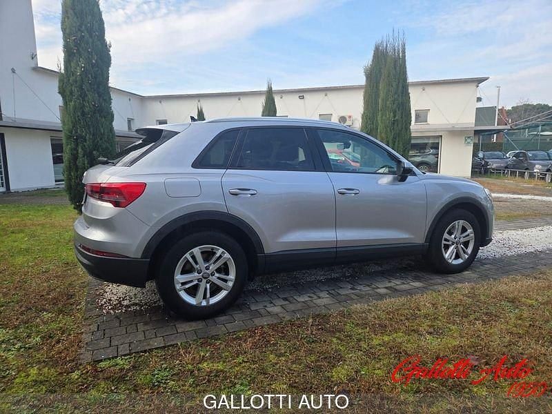 Usata Audi Q3 150 CV (110 kW) 2020 Argento SUV