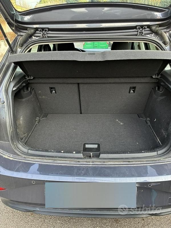 Usata VW Polo Life 95 CV (69 kW) 2023 Grigio Utilitaria