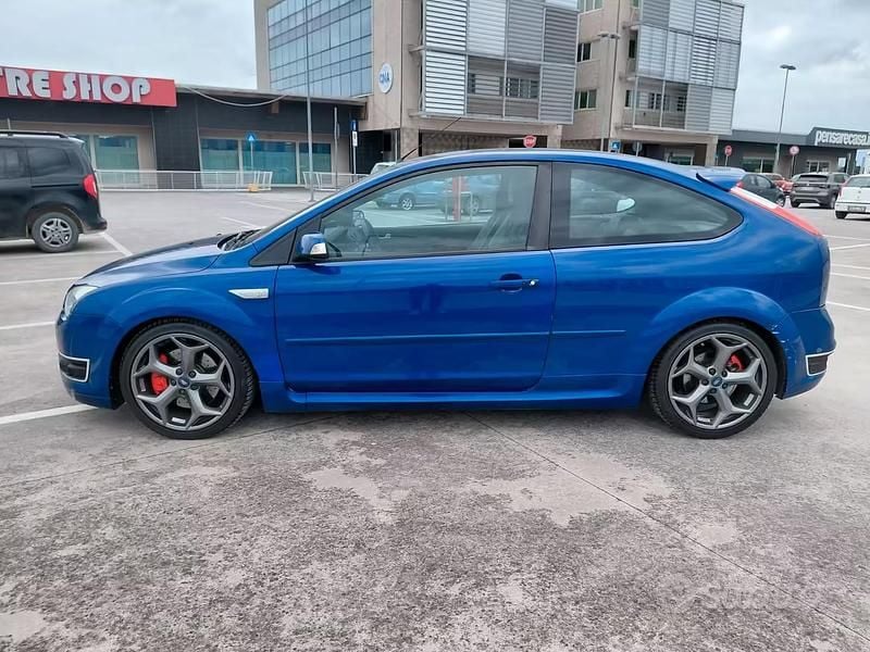 Usata Ford Focus ST 2006 Blu Coupé