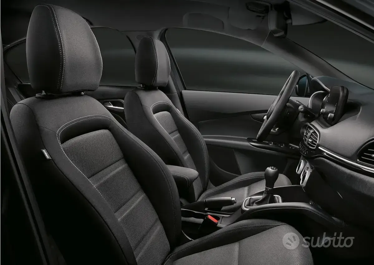 Usata Fiat Tipo Sport 120 CV (88 kW) 2020 Nero Berlina