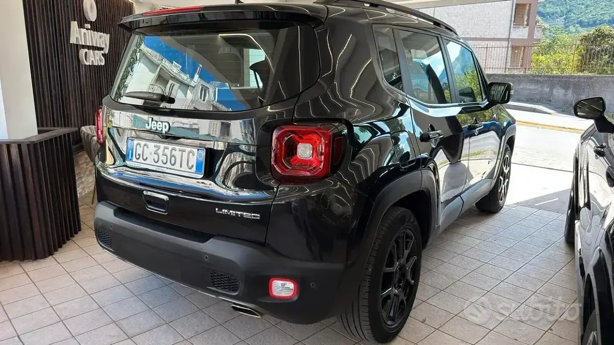 Usata Jeep Renegade Night Eagle 120 CV (88 kW) 2021 Nero SUV