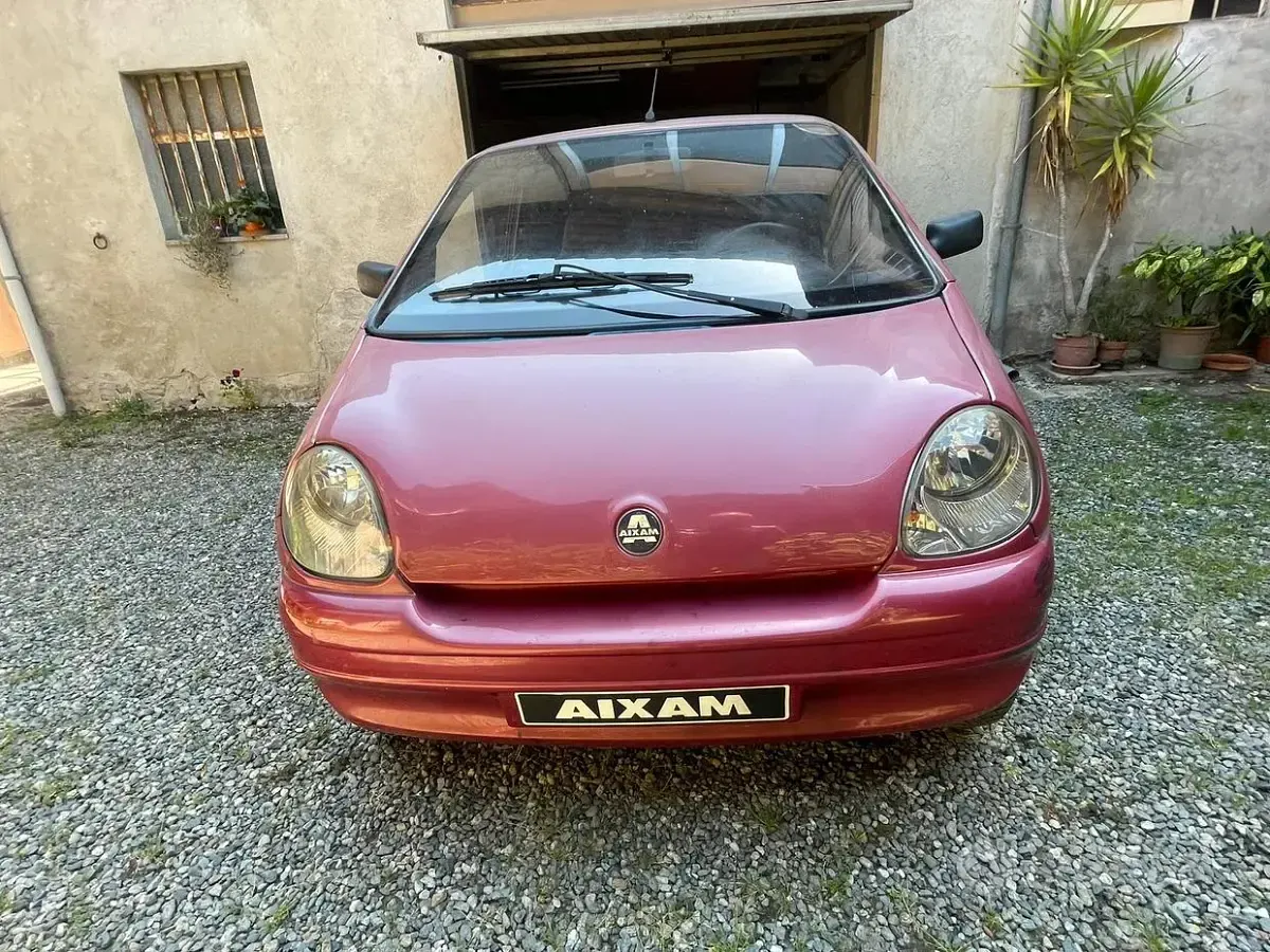 Usata Aixam 300 2002 Rosso Berlina
