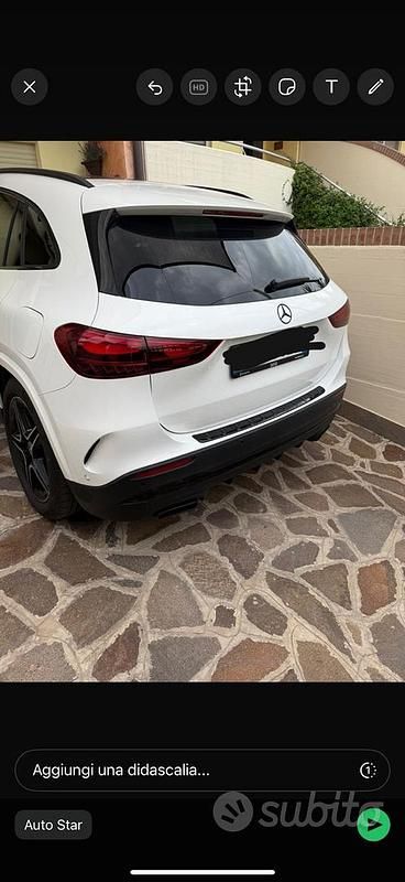 Bianco Usata 2024 Mercedes GLA200 SUV | 41.000 € (Buon prezzo) - Immagine 1/4