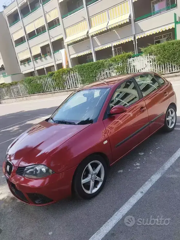Usata Seat Ibiza 80 CV (58 kW) 2007 Rosso Utilitaria