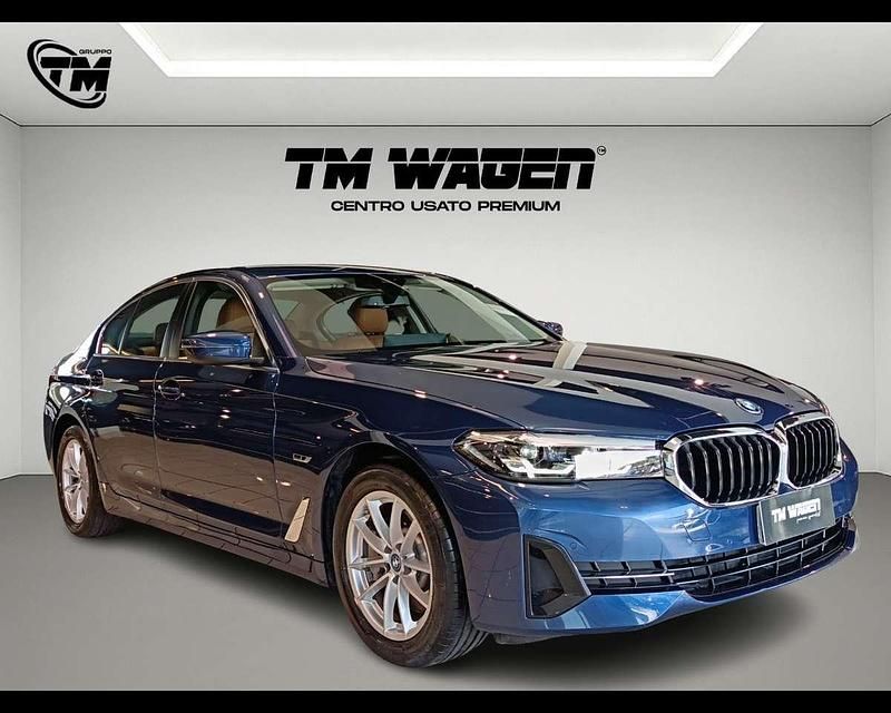 Usata BMW 530e 184 CV (135 kW) 2021 Blu Berlina
