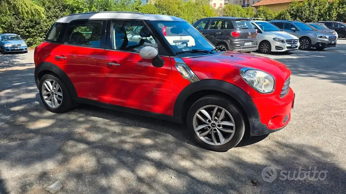 Usata Mini Cooper Countryman 122 CV (89 kW) 2011 Rosso SUV