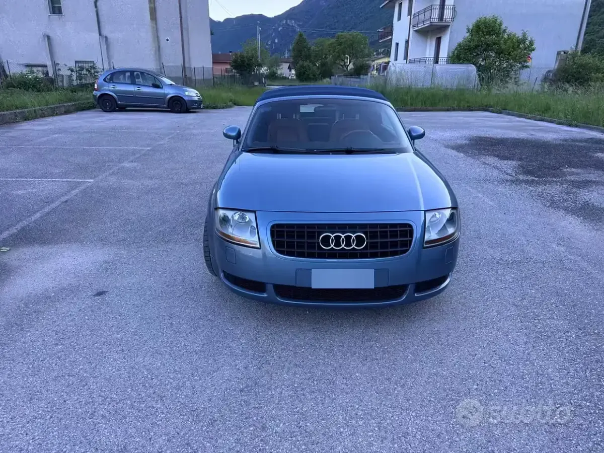 Usata Audi TT Roadster 179 CV (131 kW) 2003 Cabrio