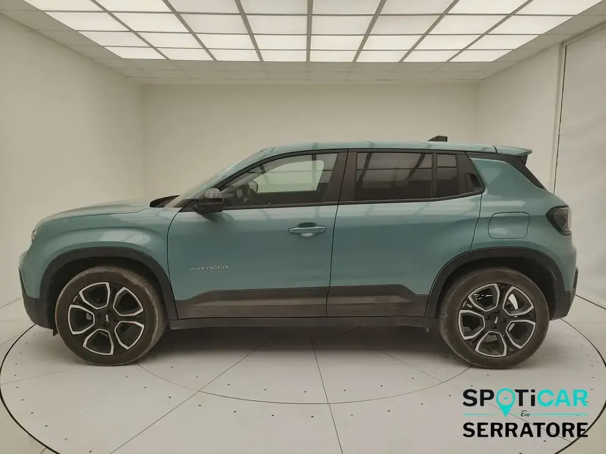 Usata Jeep Avenger Summit 101 CV (74 kW) 2024 Verde SUV