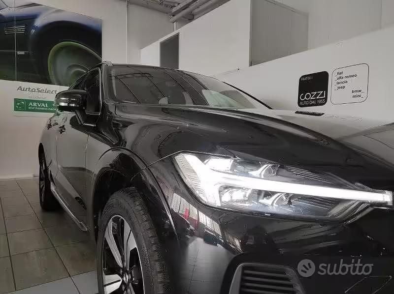 Usata Volvo XC60 Core 253 CV (186 kW) 2023 Nero SUV