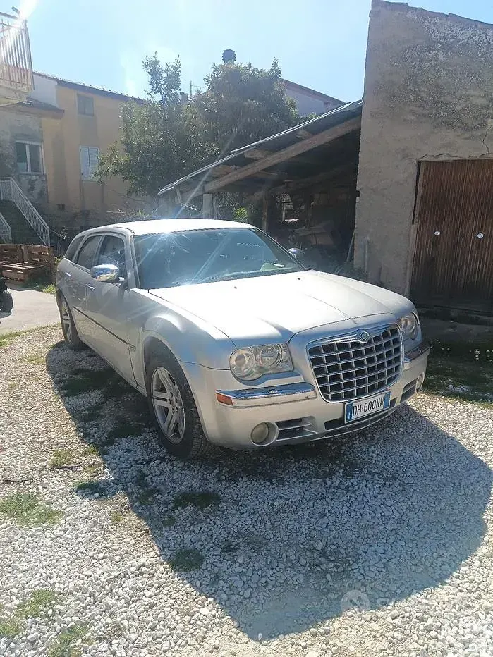 Usata Chrysler 300C 218 CV (160 kW) 2007 Station wagon