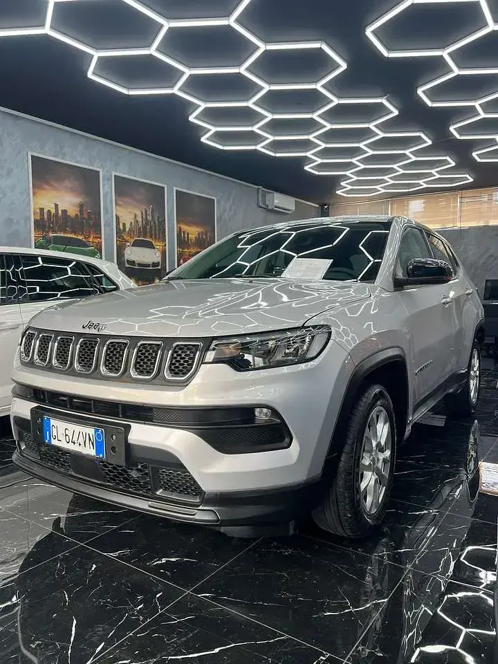 Usata Jeep Compass Longitude 131 CV (96 kW) 2022 Argento SUV