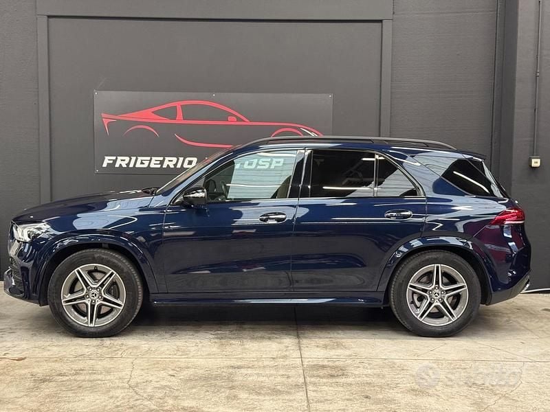Usata Mercedes GLE300 Premium Plus 245 CV (180 kW) 2020 Blu Station wagon