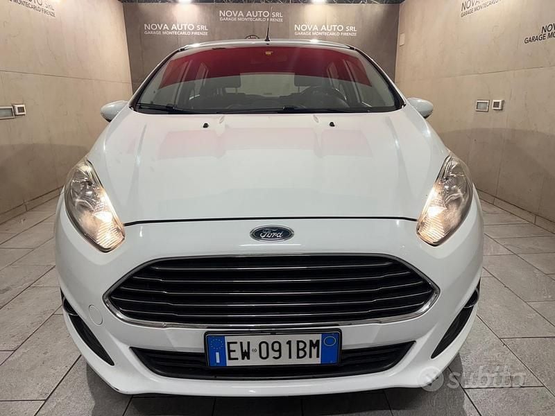 Usata Ford Fiesta Business Edition 75 CV (55 kW) 2014 Bianco Berlina