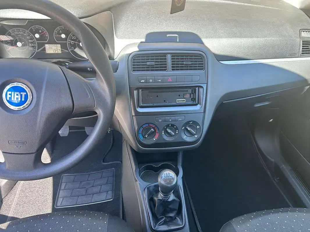 Usata Fiat Grande Punto Active 65 CV (47 kW) 2007 Blu/azzurro Utilitaria