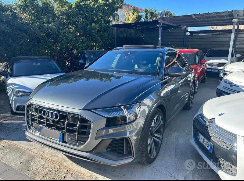 Usata Audi Q8 S-Line 286 CV (210 kW) 2020 Grigio SUV