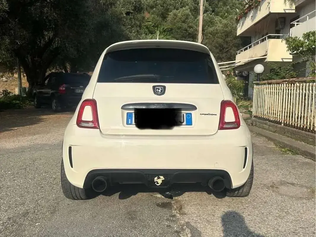 Usata Abarth 500 135 CV (99 kW) 2010 Bianco Utilitaria