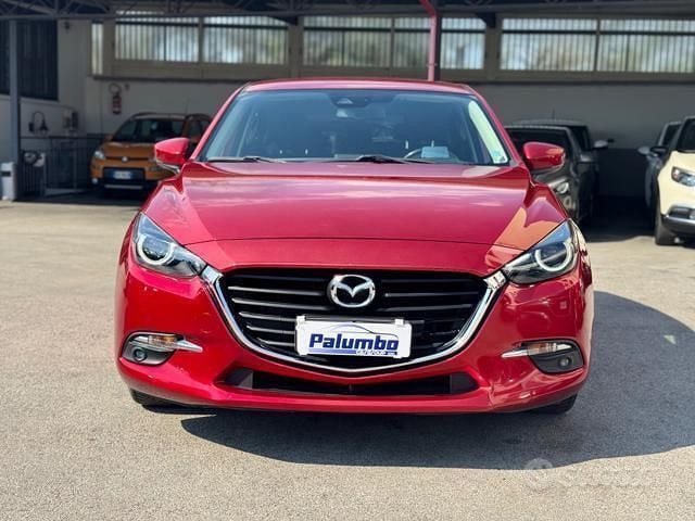 Usata Mazda 3 Exceed 105 CV (77 kW) 2018 Rosso Berlina