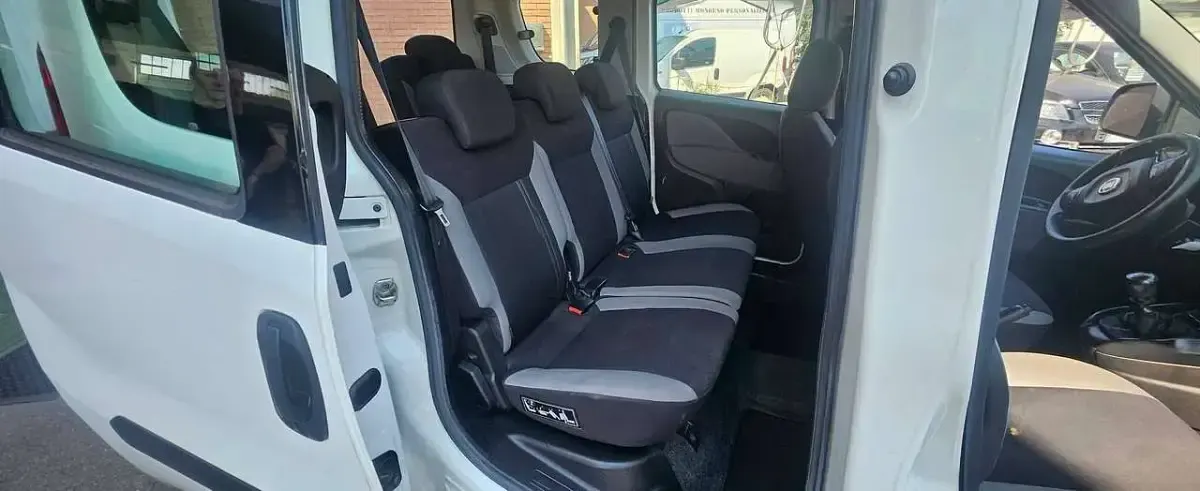 Usata Fiat Doblò 120 CV (88 kW) 2016 Bianco Monovolume