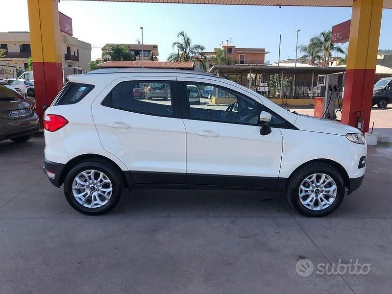 Usata Ford Ecosport Sport 95 CV (69 kW) 2015 Bianco SUV