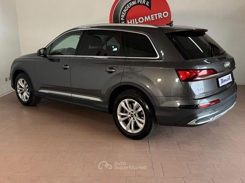Usata Audi Q7 Business 340 CV (250 kW) 2021 Gray SUV