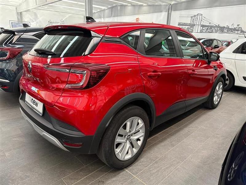 Usata Renault Captur Zen 91 CV (66 kW) 2022 Rosso SUV