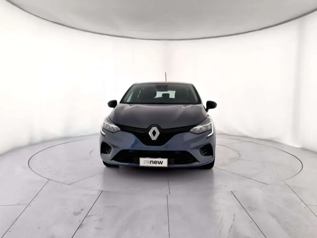 Usata Renault Clio V Equilibre 91 CV (66 kW) 2023 Acciaio met. Berlina