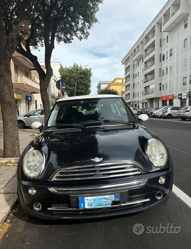 Usata Mini Cooper 119 CV (87 kW) 2007 Blu Utilitaria