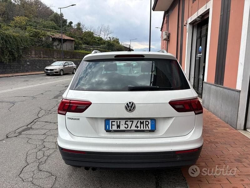 Usata VW Tiguan Business 150 CV (110 kW) 2019 Bianco SUV