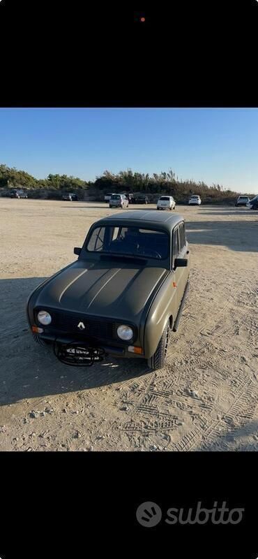Usata Renault R4 33 CV (24 kW) 1989 Verde Utilitaria