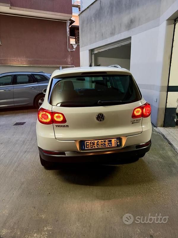 Usata VW Tiguan 140 CV (102 kW) 2011 Bianco SUV