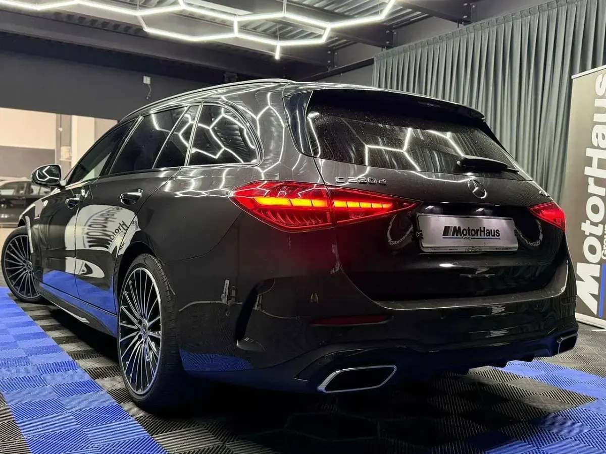 Usata Mercedes C220 AMG Line Premium Plus 197 CV (144 kW) 2023 Nero Station wagon