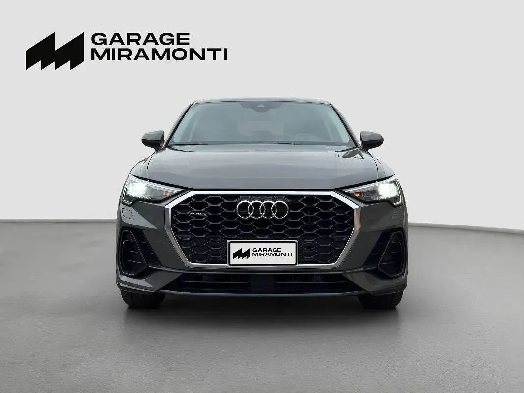 Usata Audi Q3 Sportback S-Line 190 CV (139 kW) 2020 Gray SUV