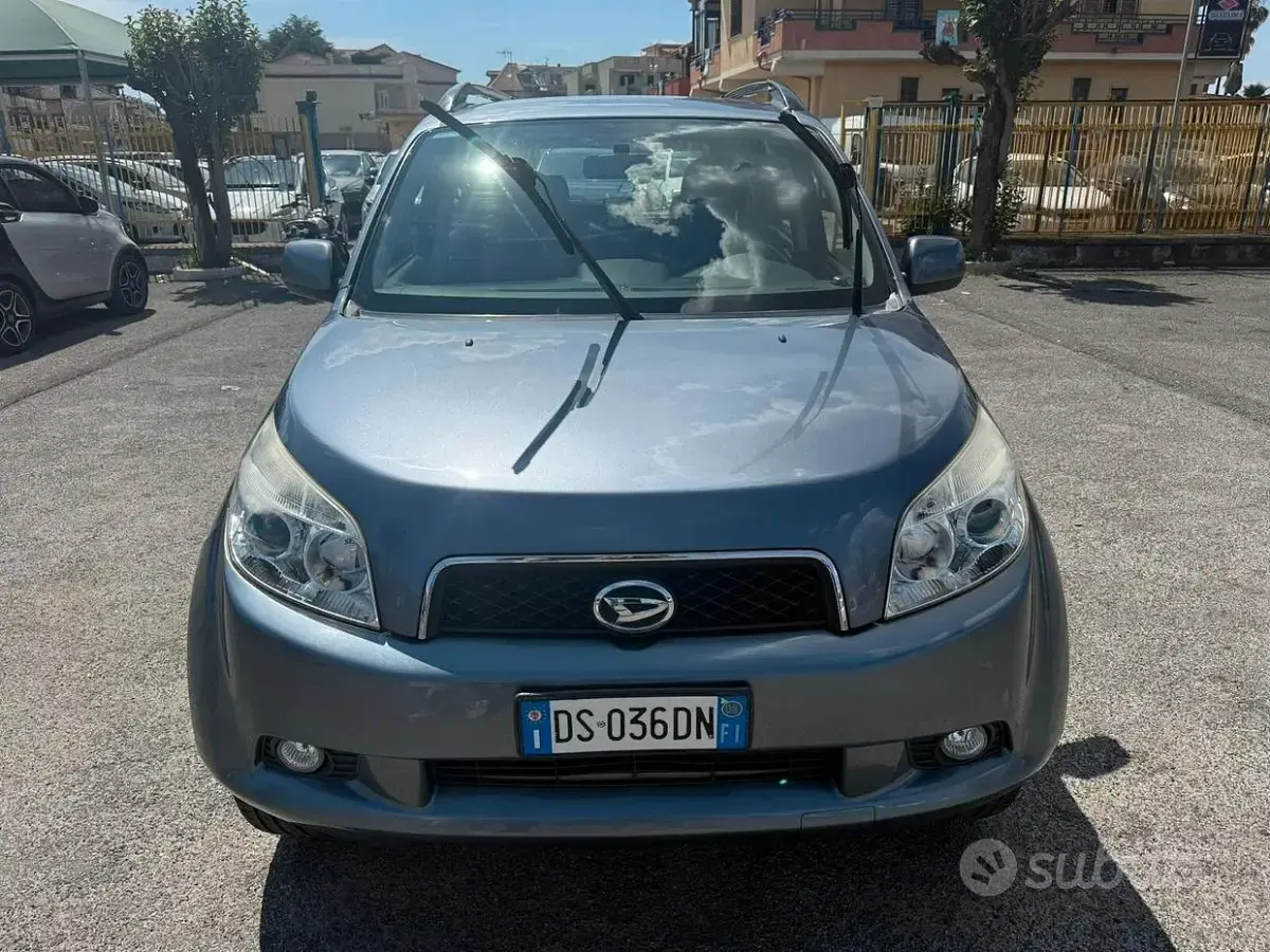 Usata Daihatsu Terios 86 CV (63 kW) 2008 Grigio SUV