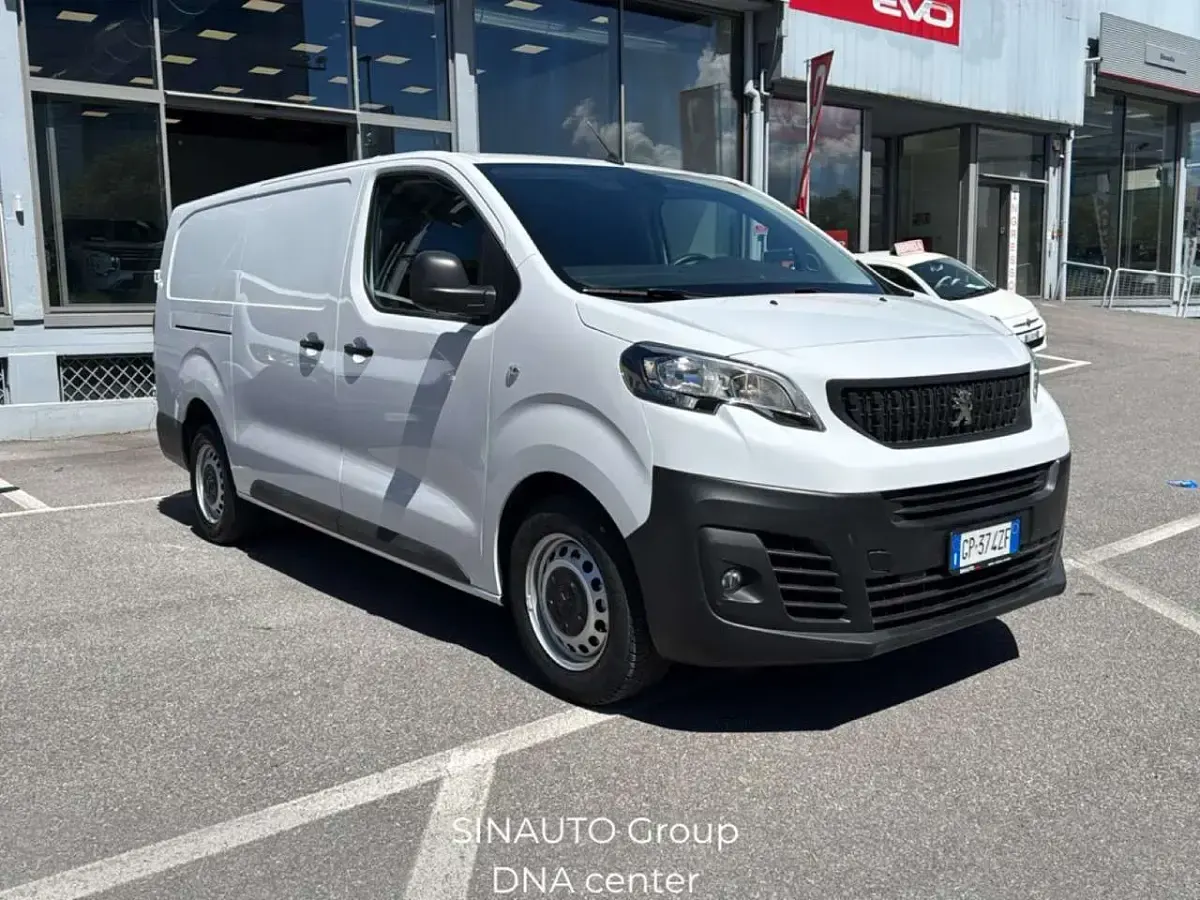 Usata Peugeot Expert Premium 102 CV (75 kW) 2023 Other Furgone
