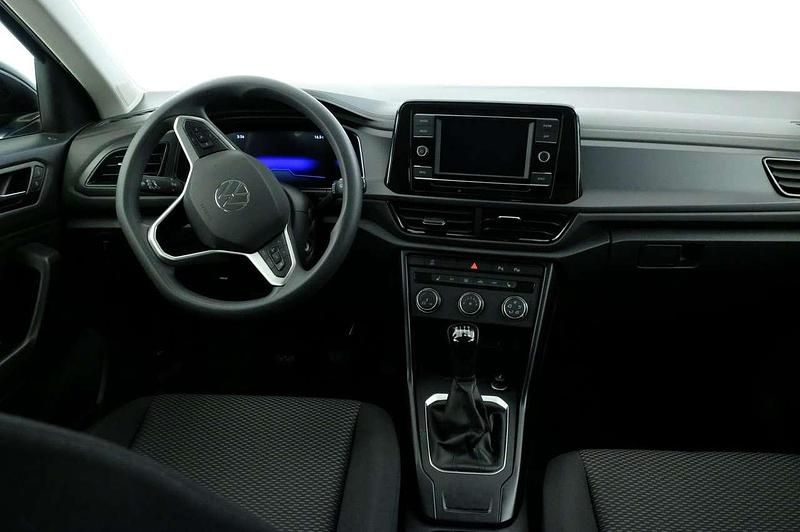 Usata VW T-Roc Life 110 CV (80 kW) 2022 Blu/azzurro SUV