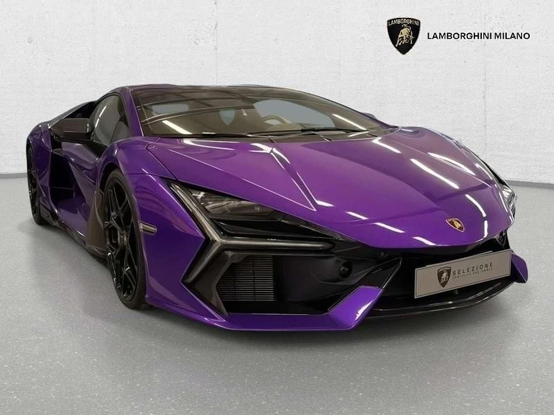 Usata Lamborghini Revuelto 1016 CV (747 kW) 2024 Viola pasifae Coupé