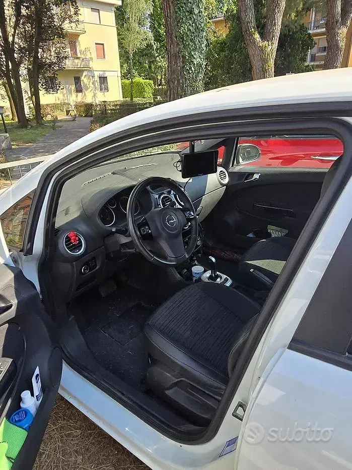 Usata Opel Corsa 85 CV (62 kW) 2014 Bianco Utilitaria