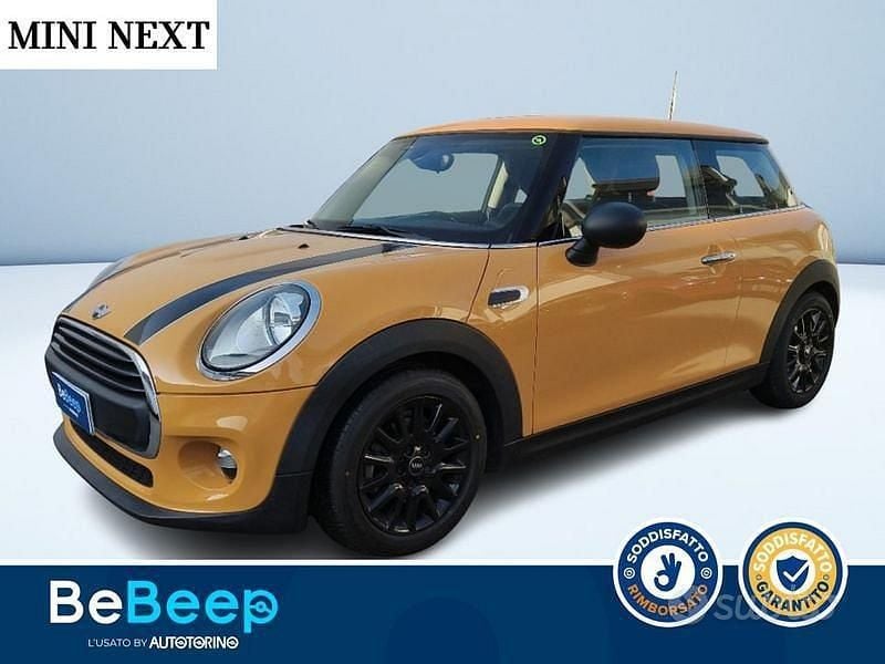 Arancione metallizzato Usata 2016 Mini ONE Hype Due volumi | 14.900 € (Cara) - Immagine 1/3