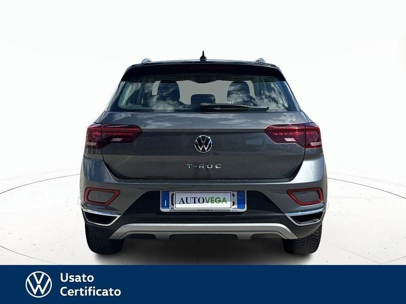 Usata VW T-Roc Style 110 CV (80 kW) 2022 Nero / pastello SUV