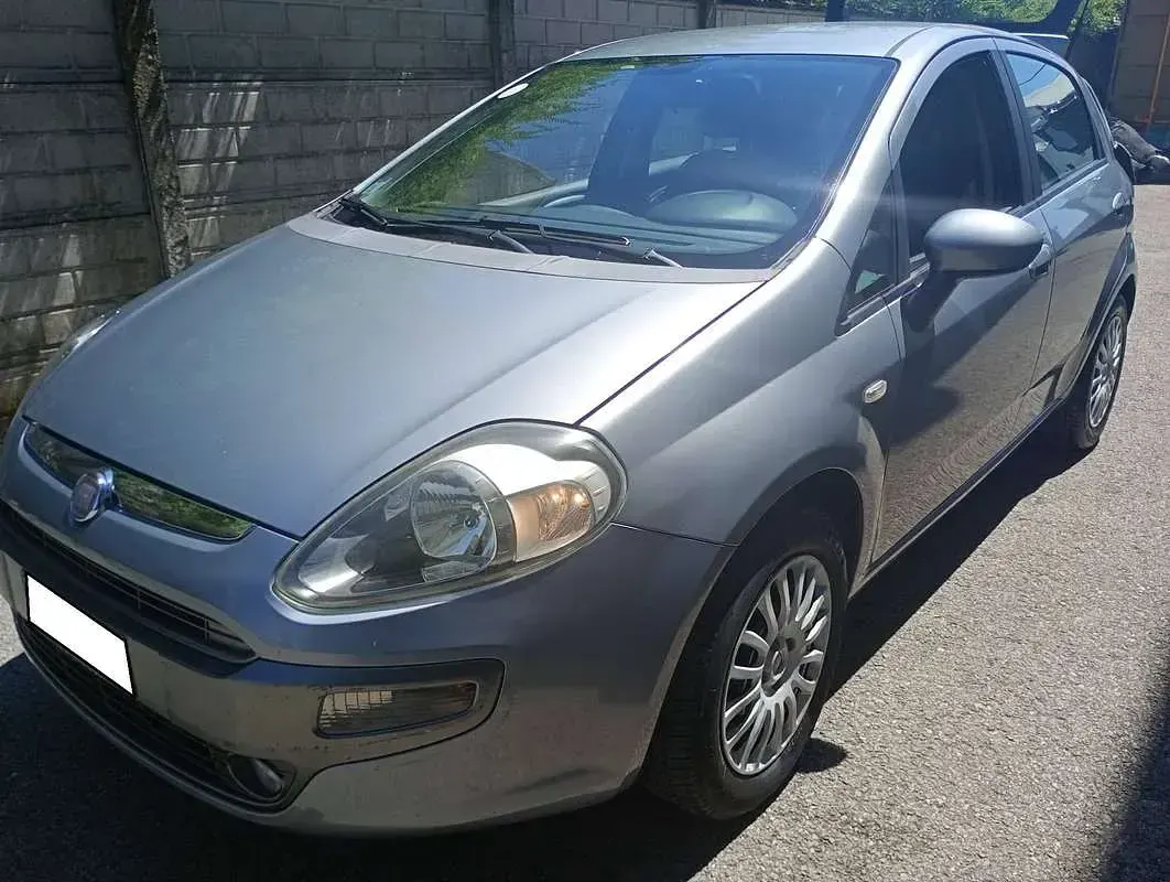 Usata Fiat Punto Evo Emotion 77 CV (56 kW) 2010 Grigio Utilitaria