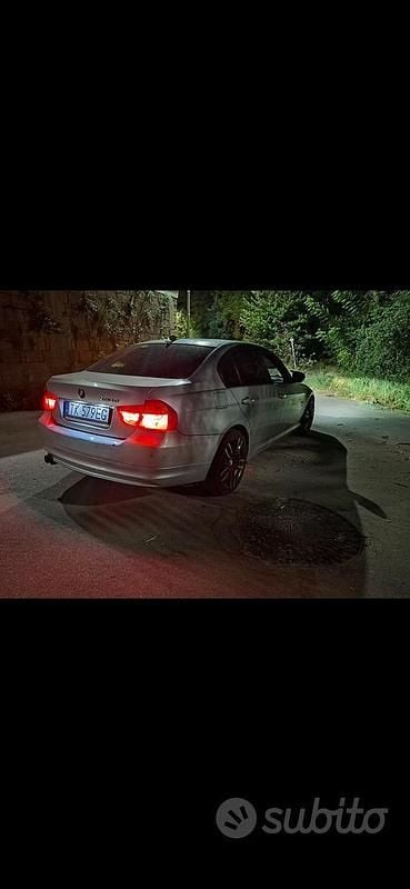 Usata BMW 320 177 CV (130 kW) 2009 Grigio Berlina