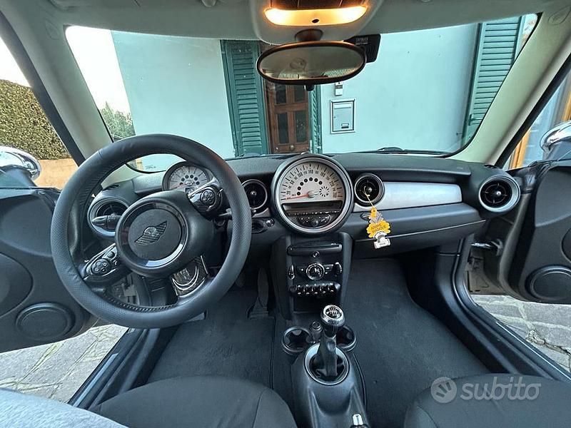 Usata Mini ONE 75 CV (55 kW) 2013 Utilitaria